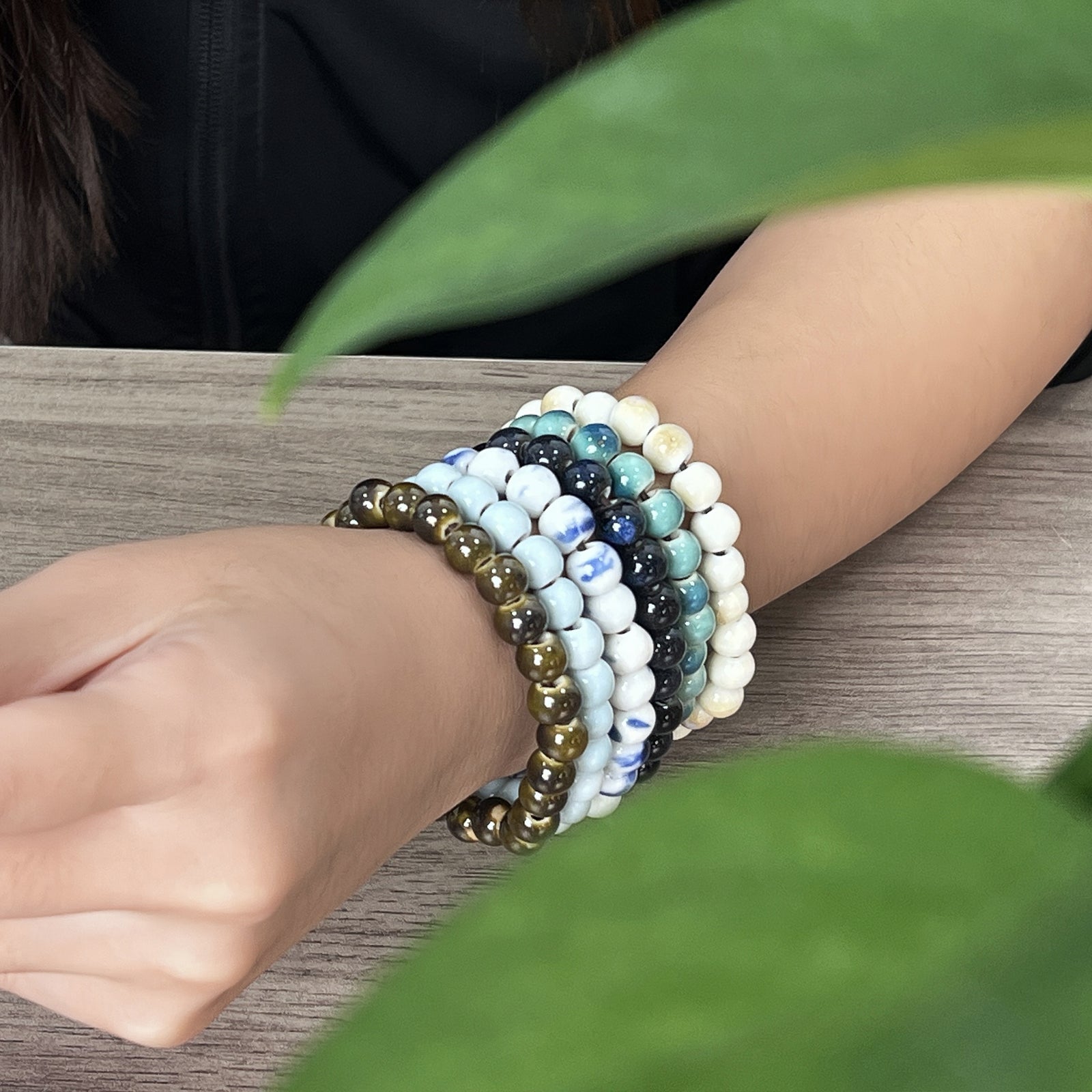 6 Pcs Ceramic Bead Bracelets Set, Multicolor Elastic Stretch Stackable Bracelets for Women Men, Boho Jewelry Gift