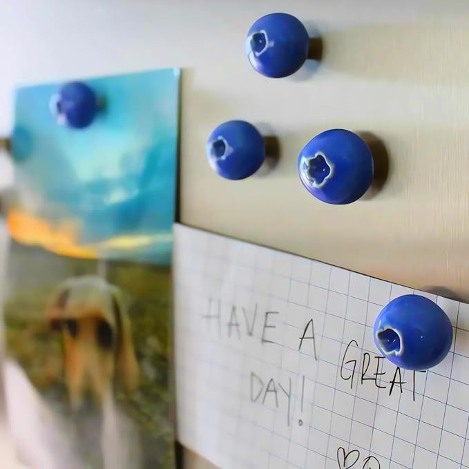 5pcs/set Blueberry Fridge Magnet, 3D Resin Small Blueberries Refrigerator Decoration, Cute Fridge Magnet for Home Kitchen Office Locker, Gift